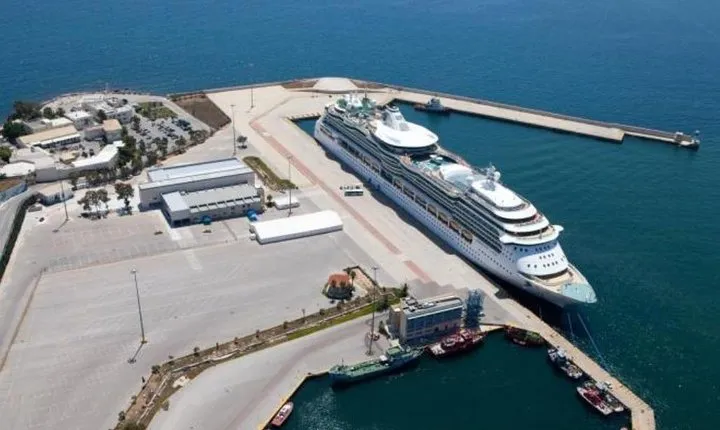 Athens Hotels & Apartements to Piraeus Cruise Terminal