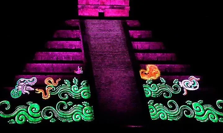 Magical nights of Kukulkan. Chichen Itza, Valladolid and a sacred cenote tour.
