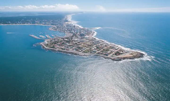 Half Day Tour in Punta del Este and Jose Ignacio