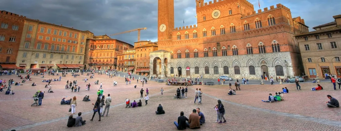 Small-group Siena and San Gimignano Tour with Dinner from Florence