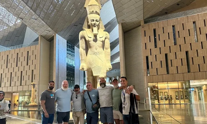 Private Tour to Giza pyramids & Grand Museum from Alexandria Port