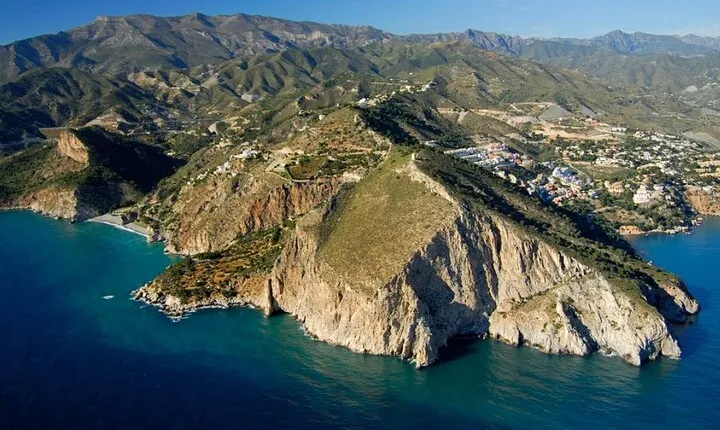 Watchtowers Hiking Route
