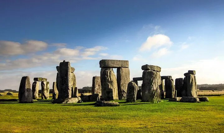 Private tour in Windsor, Stonehenge and Bath Day Trip from London