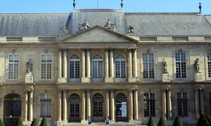 Marie Antoinette Filming Locations on Private Paris Tour