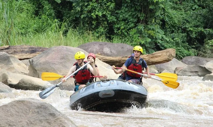 Mae Taeng River Extreme Rafting Experience in Chiang Mai