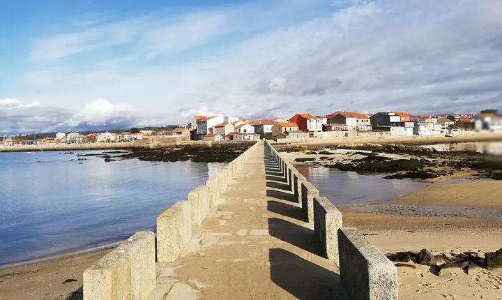 Rías Baixas - Arousa Island, Combarro and Mussel Boat