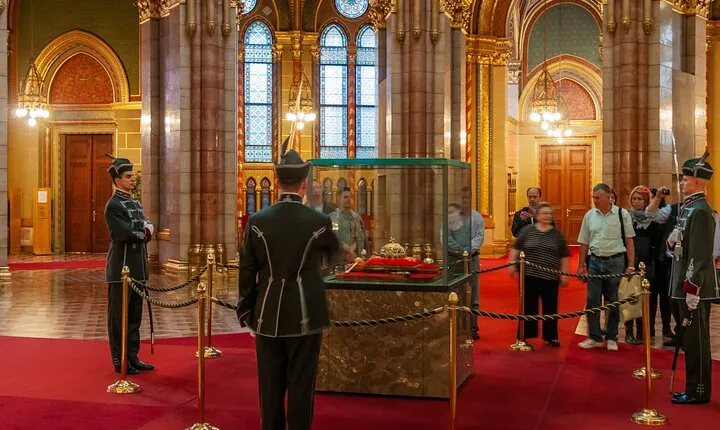 Budapest Parliament Tour with Audio Guide