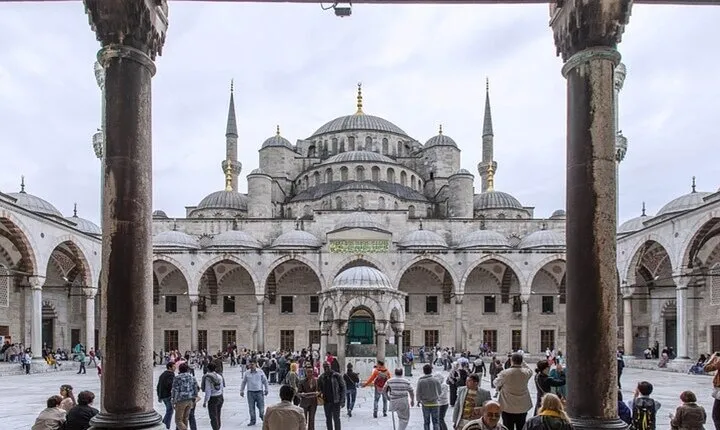 Istanbul : Highlights Walking tour with a guide