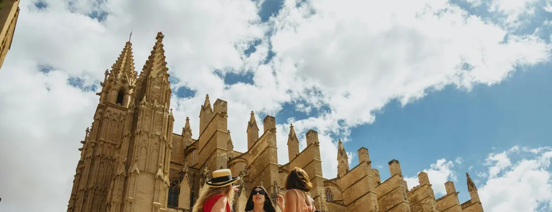 Palma tours with cathedral and Valldemossa options
