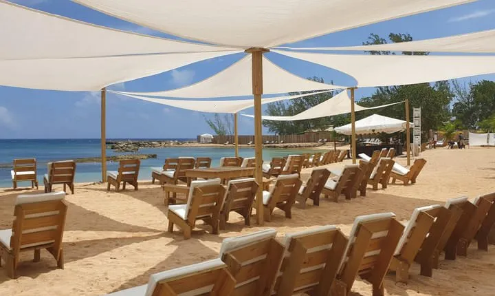 Ocho Rios: Bamboo Beach Club with Specialty Lunch & Cocktails