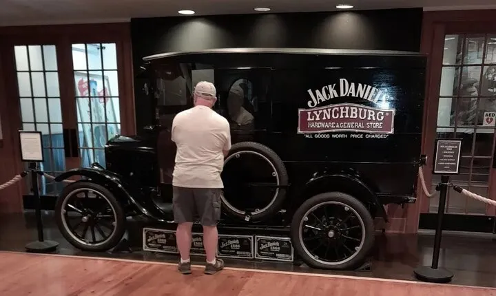 Jack Daniels Smooth Distillery Tours Shopping and Barbecue 