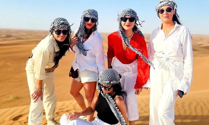 Private Morning Desert Safari Dubai with Dune Bashing & Sandboard