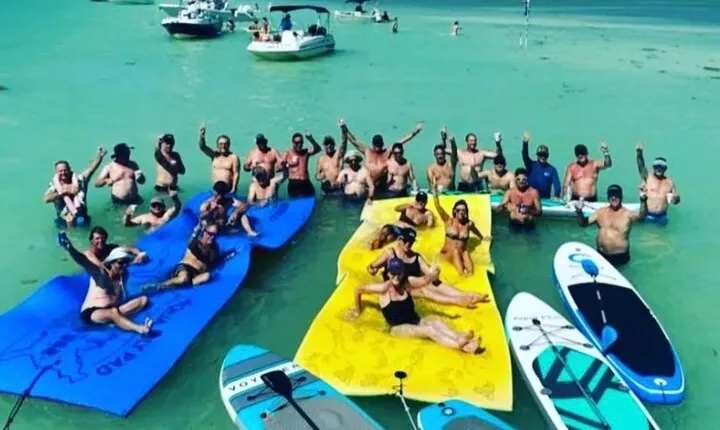 Islamorada: Whale Harbor Sandbar with swimming