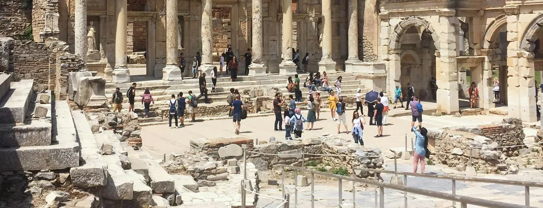 Ancient Ephesus tour with ceramics centre and lunch