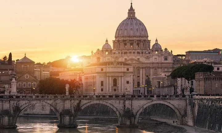 Rome by Night Tour & Cocktail