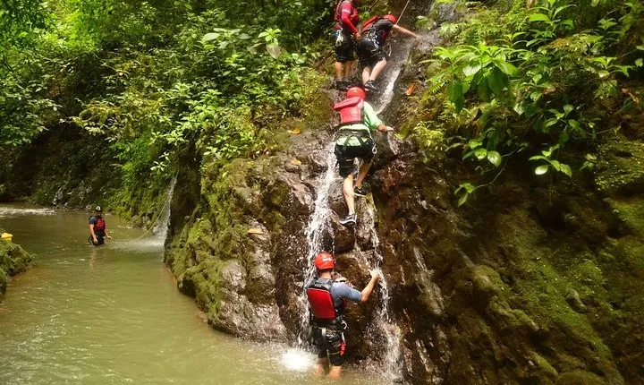 Extreme Combo, Gravity Falls Jumping and Rafting Class 2-3