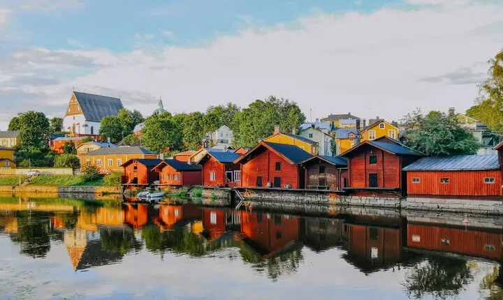 Romance in Porvoo - Walking Tour