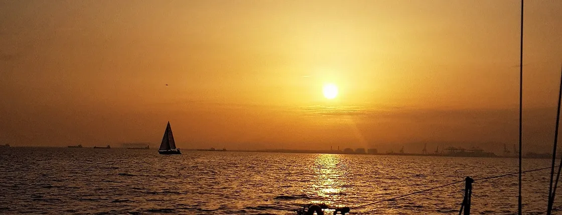 Premium Shared Sunset Cruise with Open Bar
