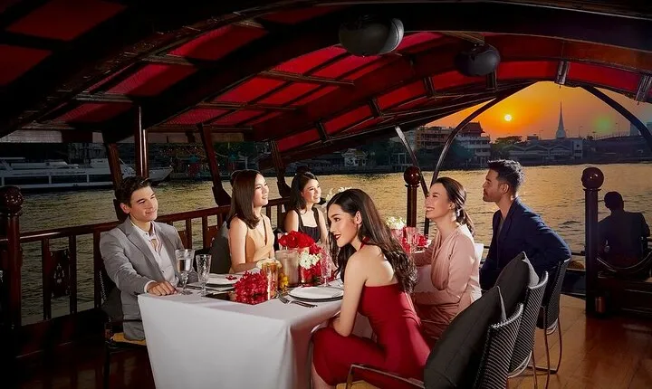Manohra Cruise Luxury Dining
