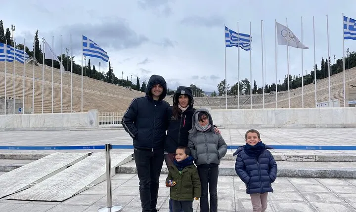 Athens Private Tour with Hotel or Port Pick up