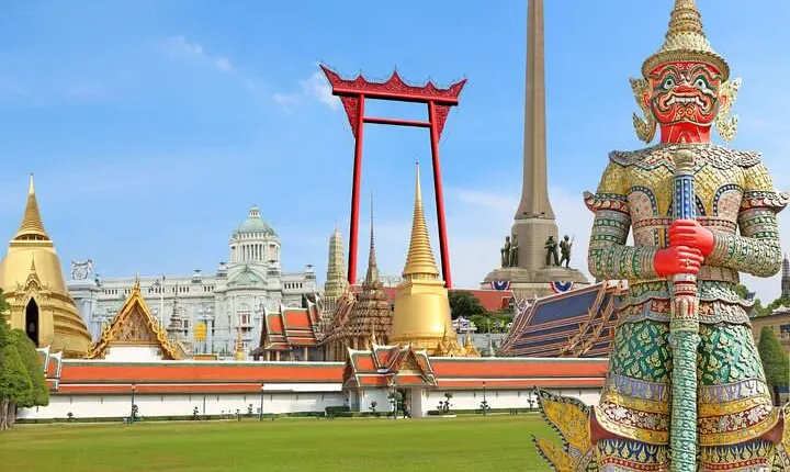 Grand Palace and Emerald Buddha Temple Tour in Bangkok