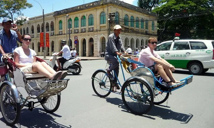 1-day Hanoi City Sightseeing with Cyclo Tour