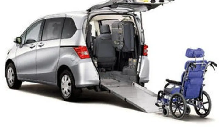 Accessible Private Airport or Train Transfer To & From London