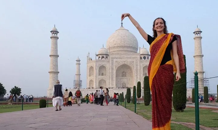 Taj Mahal, Agra Fort & Baby Taj Day Tour From Delhi All Inclusive
