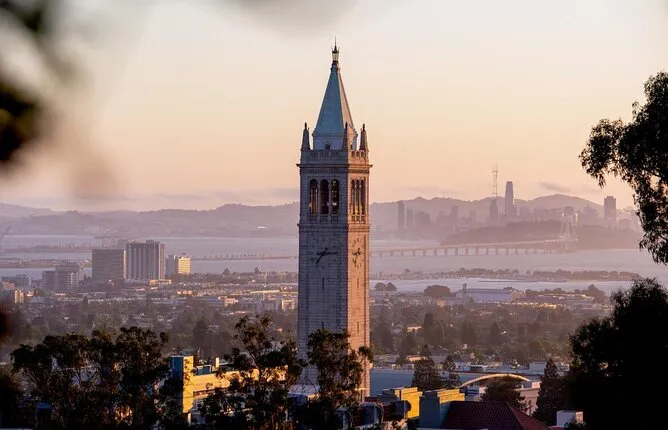 UC Berkeley Private 2 hour Walking Tour