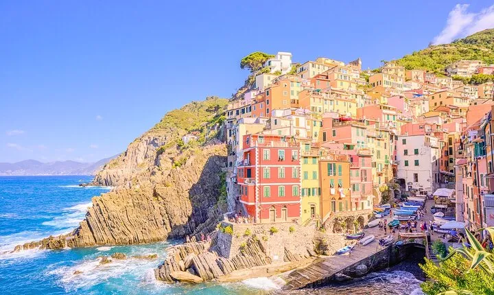 Cinque Terre Day Trip with Transport from Montecatini