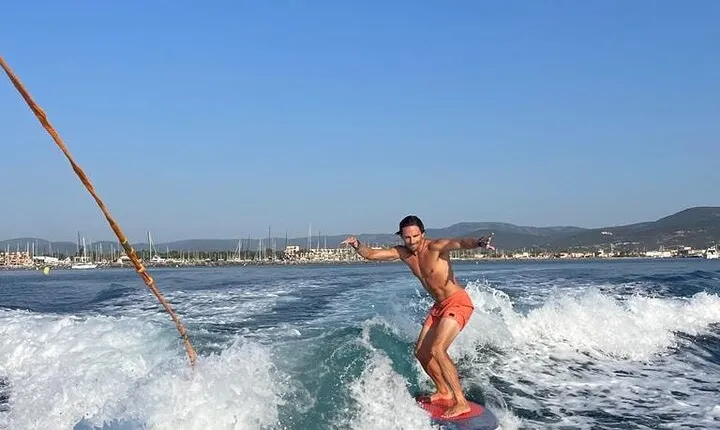 Private Boat Tour: an Amazing Super Air Nautique in Saint Tropez