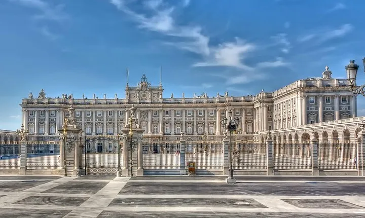 Skip the Line Royal Palace Madrid Guided Tour