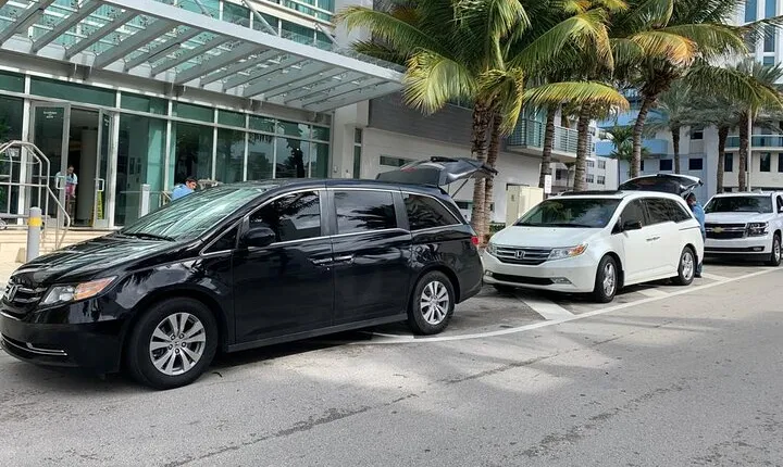 Las Vegas Airport (LAS) to Lake Las Vegas - Arrival Transfer