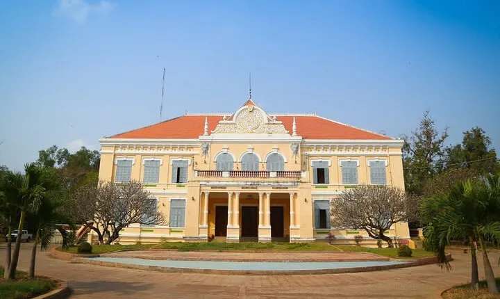 3 Days Private Guide Tours Phnom Penh to Battambang & Siem Reap