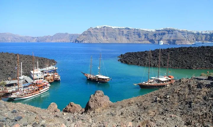 Santorini Volcano Tour
