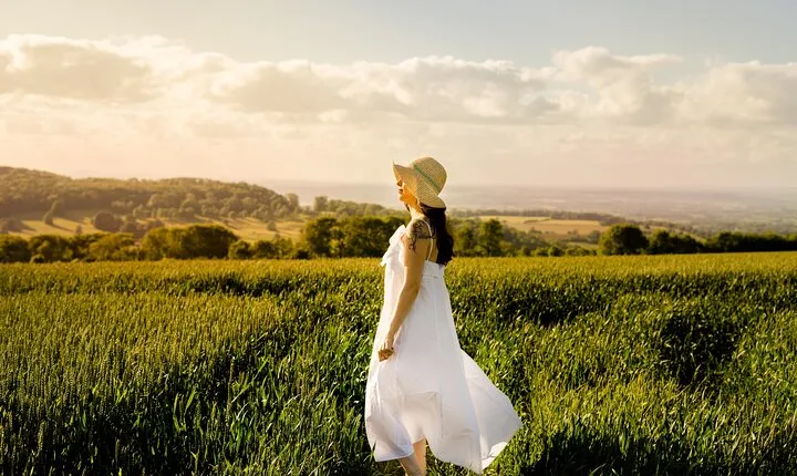Cotswolds Village Private Car Tour and Photoshoot