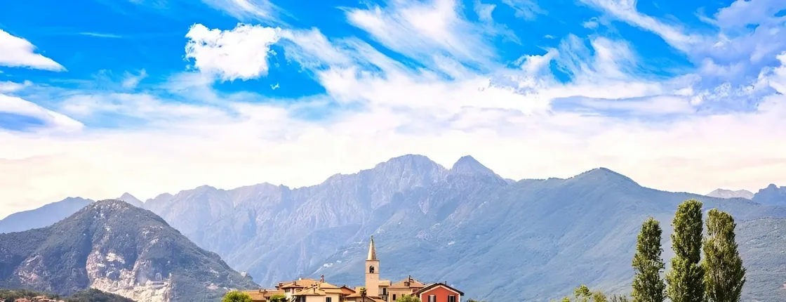 Northern Italy's Lakes Exclusive In-App Video Tour