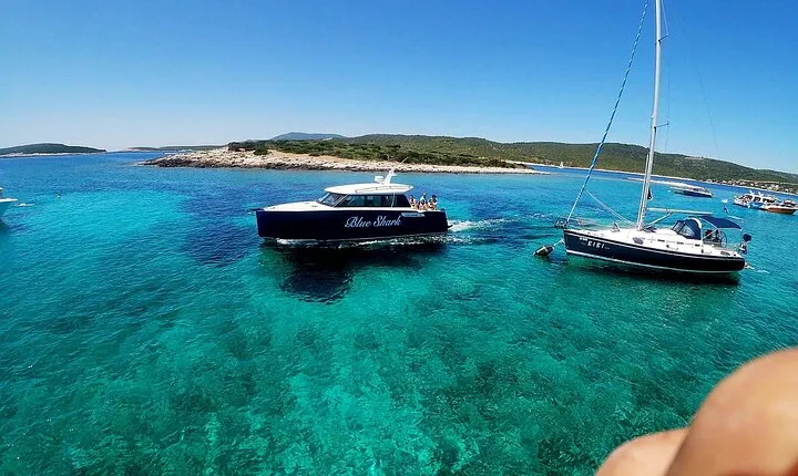 Blue cave and Hvar - 5 Islands speedboat tour from Split