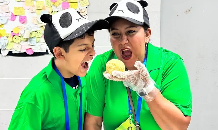 Panda Volunteer Day at Dujiangyan Base or Wolong Base