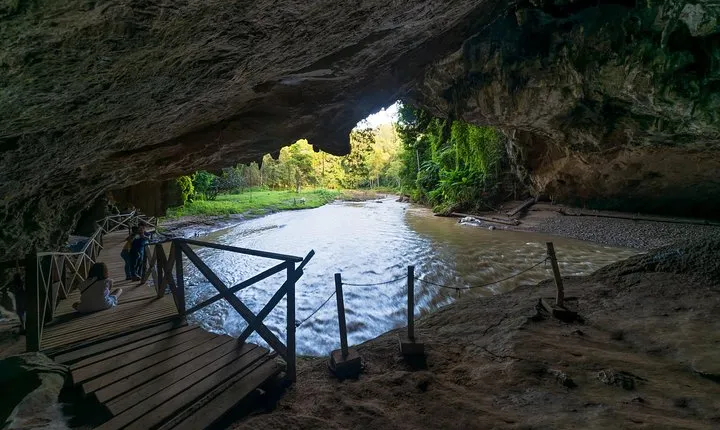  Tham Lod Cave & Pre-Historical Tomb & Bamboo Bridge