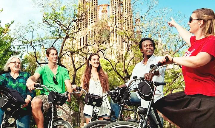 City Center Bike Tour in Barcelona