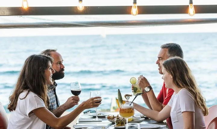 Barcelona Tapas Tour with a Local Foodie: Personalized & Private