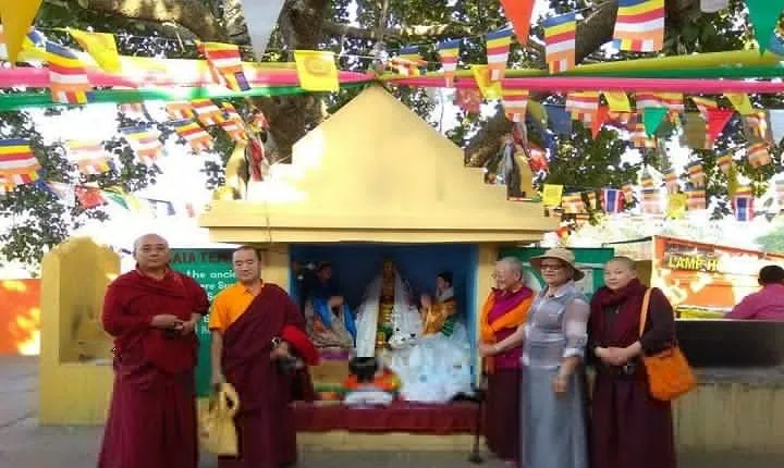 14-Day Buddhist Tour in India with Accommodation