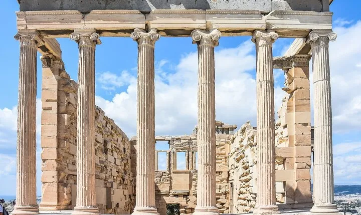 Discover Ancient Corinth in Athena - Half Day