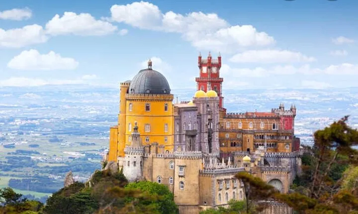 Pena Palace entrance included, Sintra, Cascais, private tour