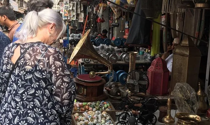 Private Guided Shopping Tour of Mumbai