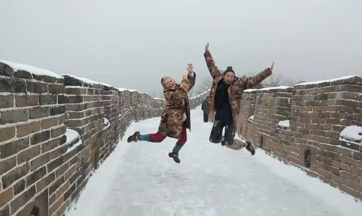 Mutianyu Great Wall and Summer Palace Layover Tour from Beijing Capital Airport