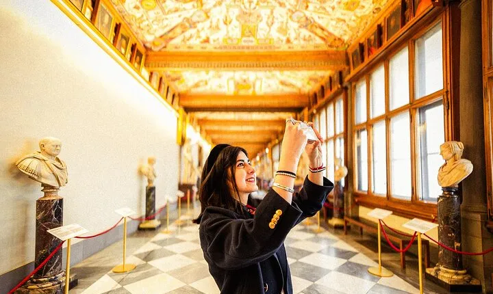 Skip-The-Line: Uffizi Renaissance Art Ticket + Audio Guide App