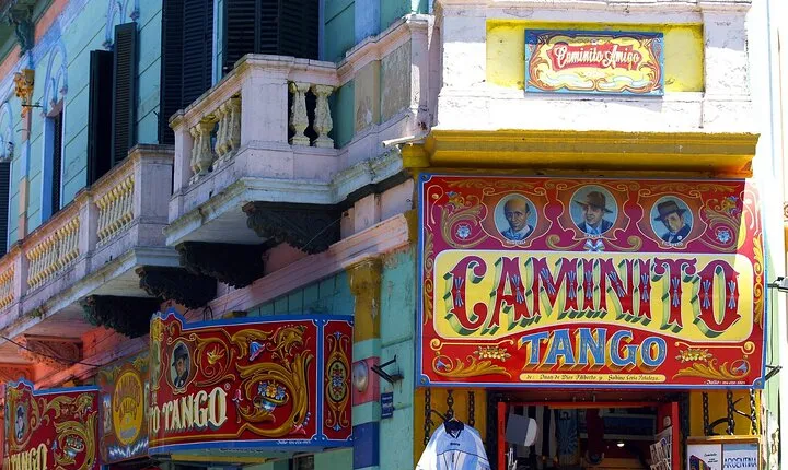 Buenos Aires Premium City Tour with street food
