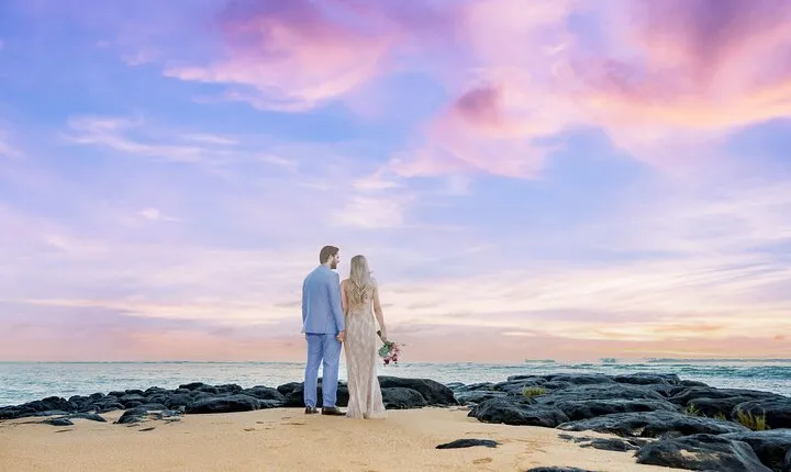 Oahu Professional Photographer Couples and Families